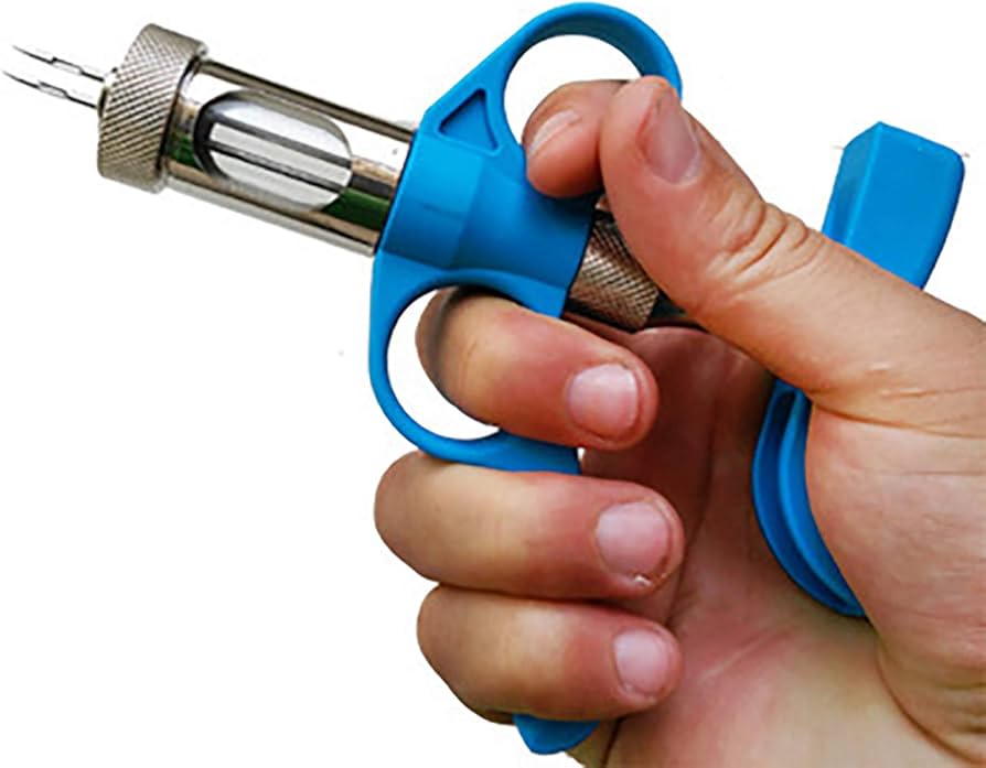 Plastic vs Stainless Steel Poultry Vaccine Syringes - Which Lasts Longer